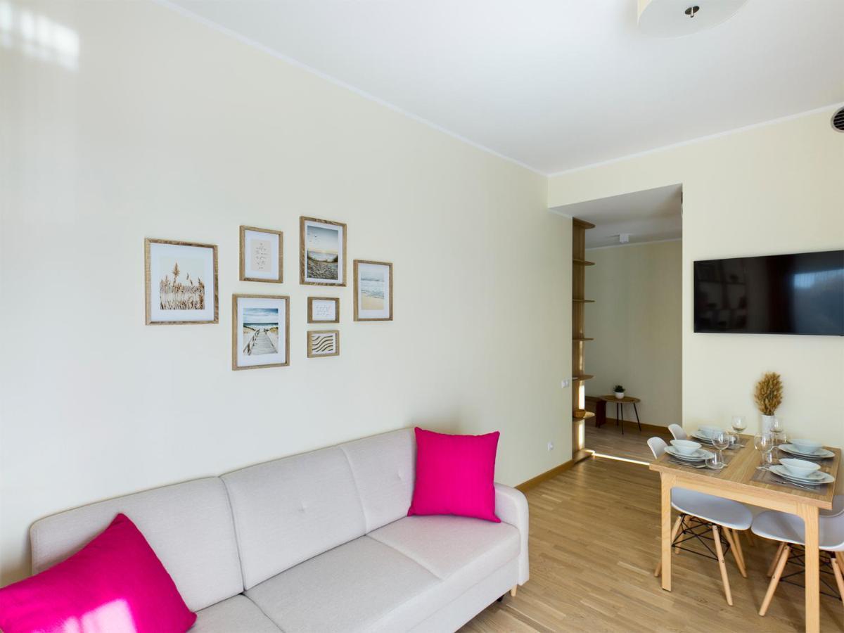 Apartamento Sky Garden Jūrkalne Exterior foto